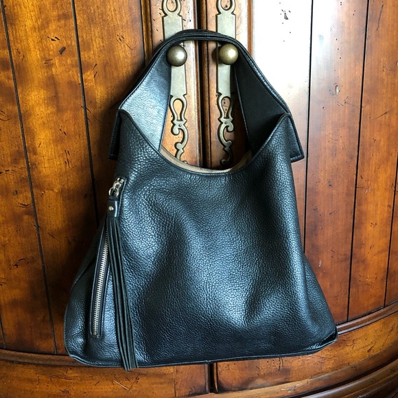 Sondra Roberts Handbags - EUC Sondra Roberts Leather Fringe Hobo Bag